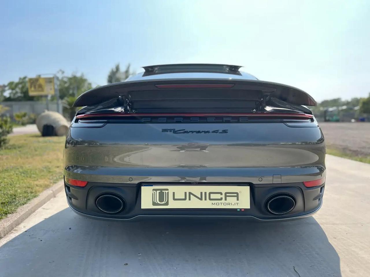 Porsche 911 Carrera 4S