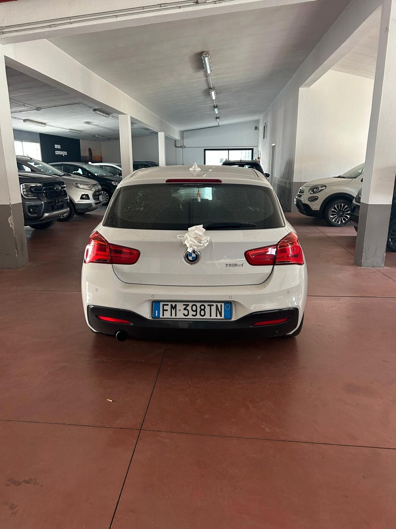 Bmw 118 118d 3p. Urban
