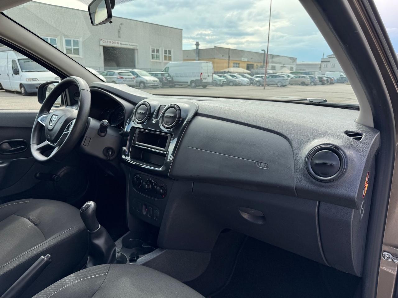 Dacia Sandero 1.0 benzina. km 84.000