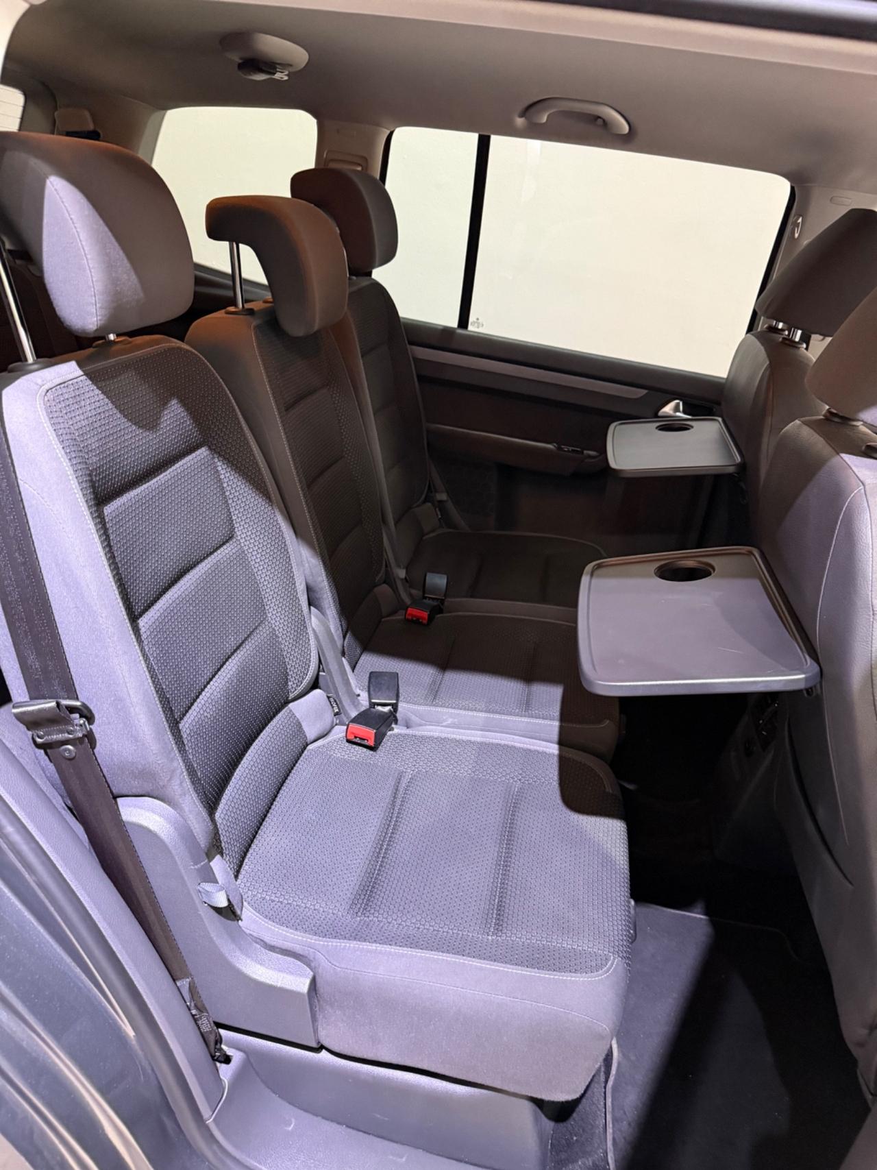 Volkswagen Touran 1.6 TDI Trendline 7 POSTI