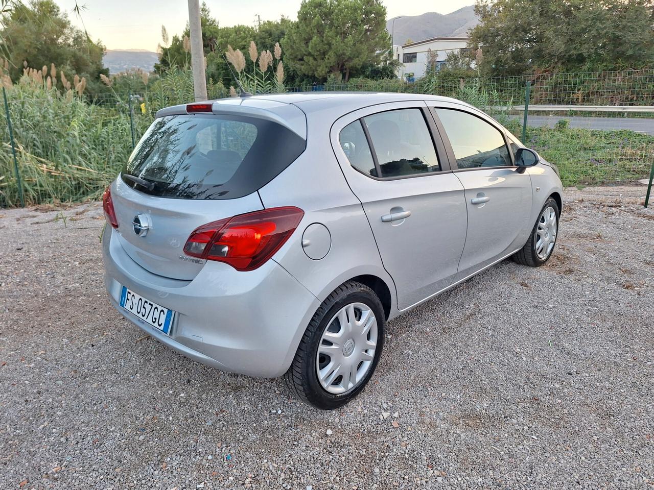 Opel Corsa 1.4 90CV GPL Tech 5 porte Advance