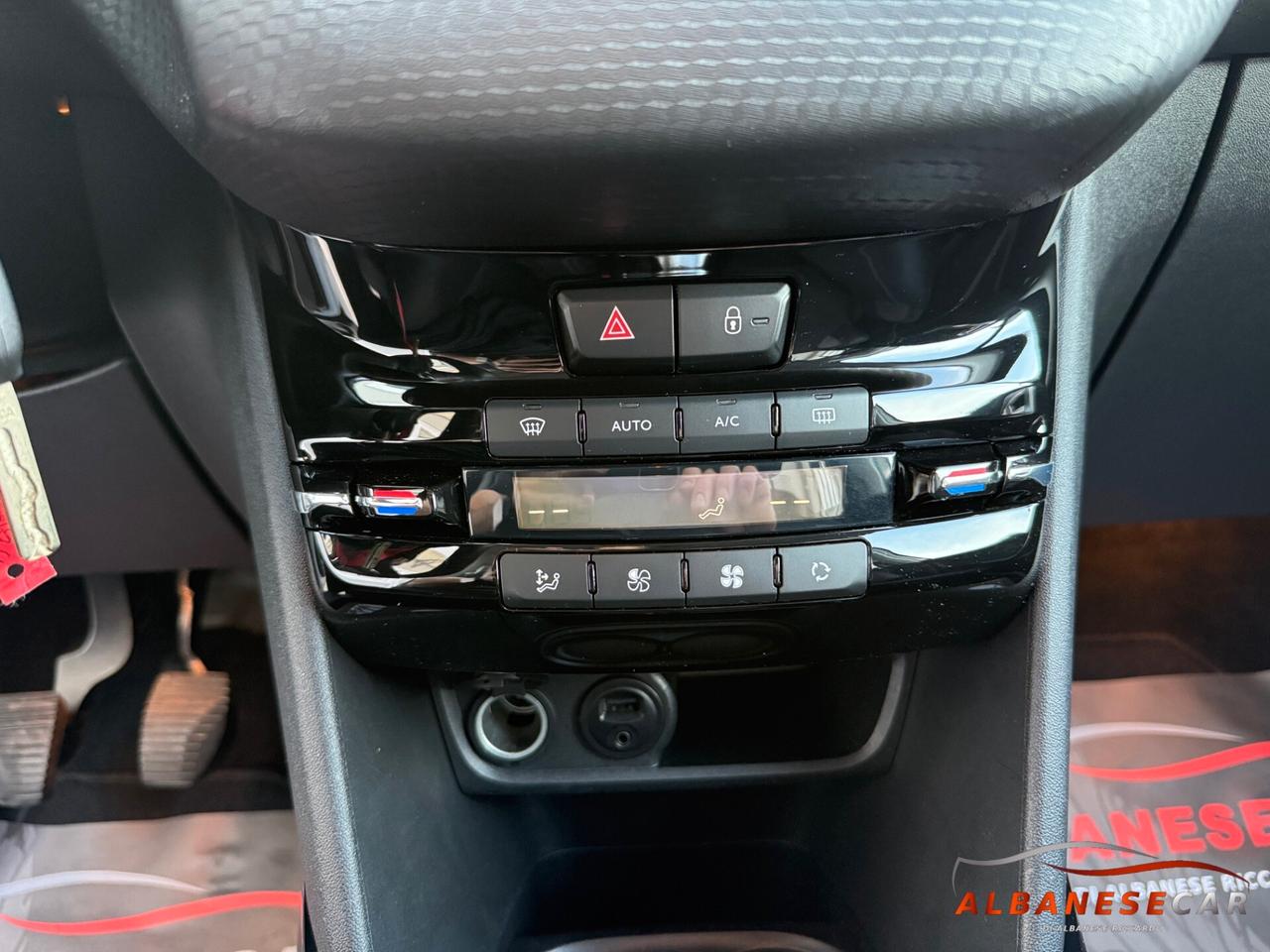 Peugeot 2008 BlueHDi 120 S&S Allure