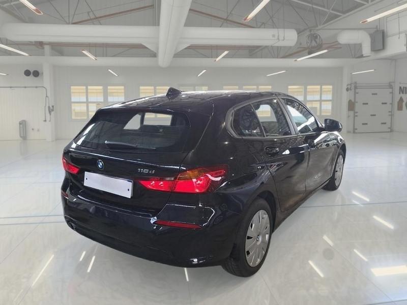 BMW 116 BUSINESS ADVANTAGE AUTO 5 PORTE BERLINA
