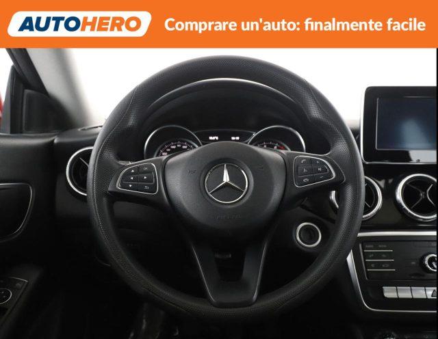 MERCEDES-BENZ CLA 180 Executive