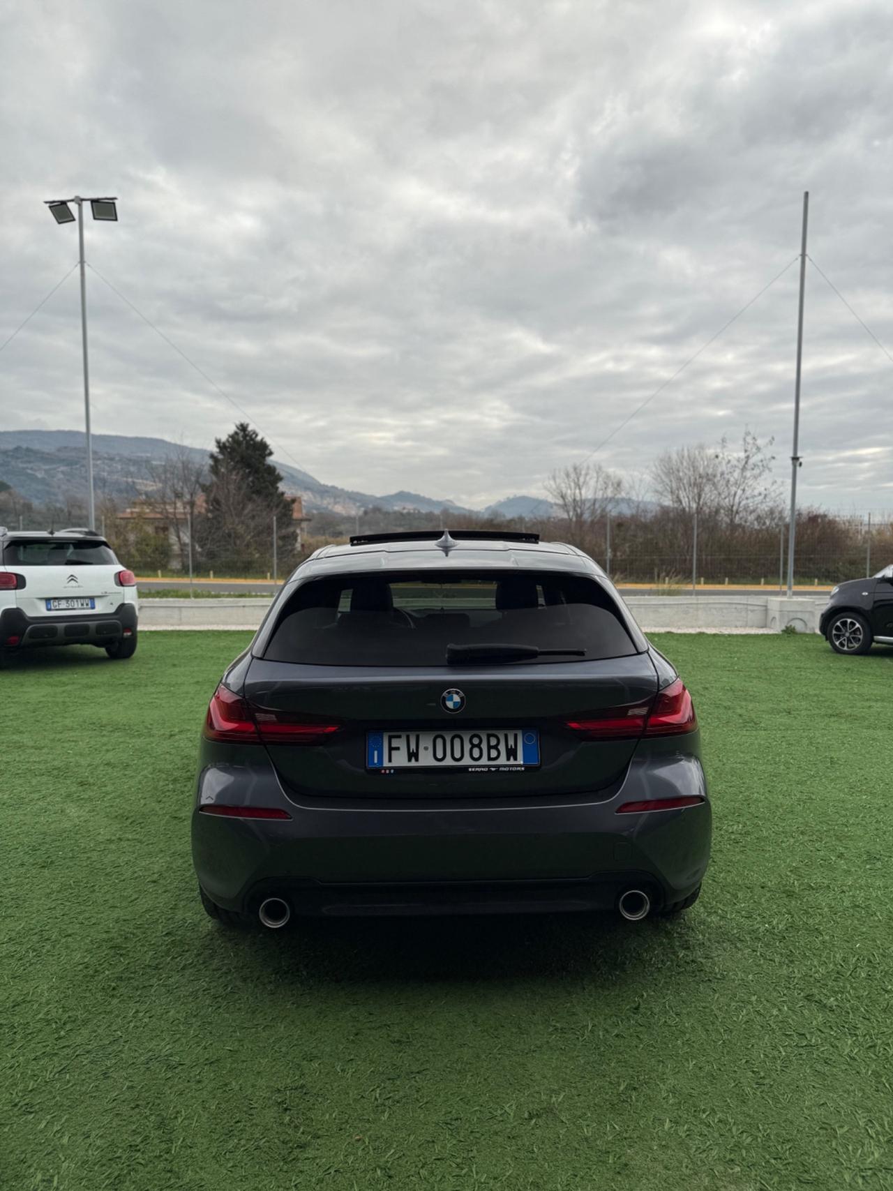 Bmw 118 118d 5p. Msport TETTO APRIBILE