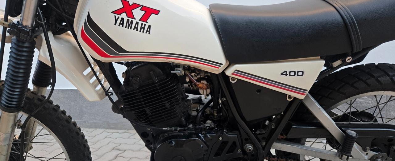 Yamaha XT 400