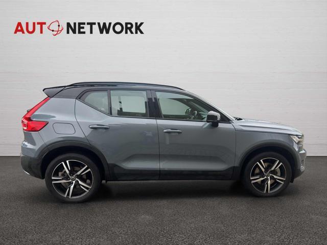 VOLVO XC40 T5 Recharge Plug-in Hybrid R-design