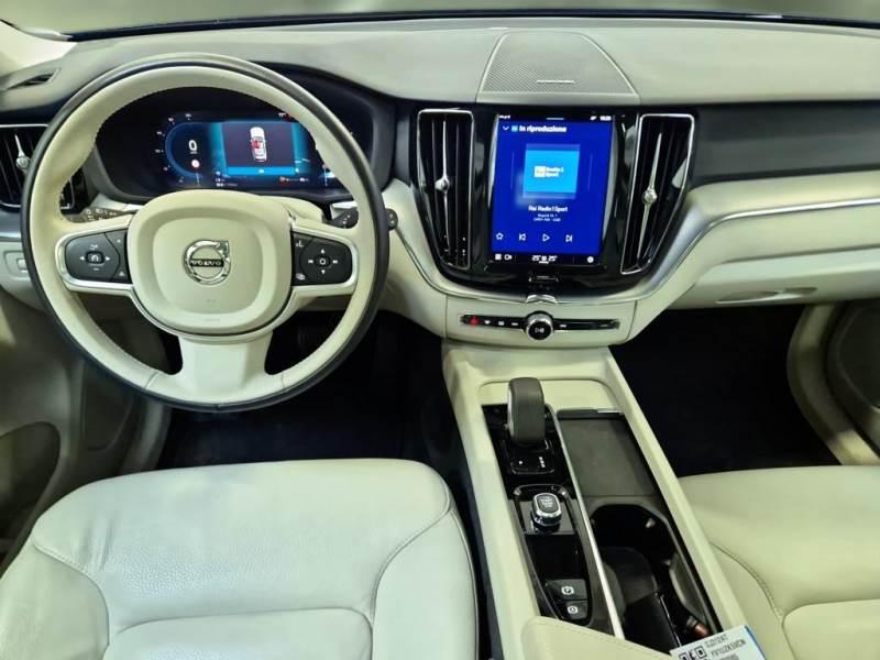 VOLVO Xc60 B4 Mild Hybrid (D) Awd Geartronic Momentum Pro