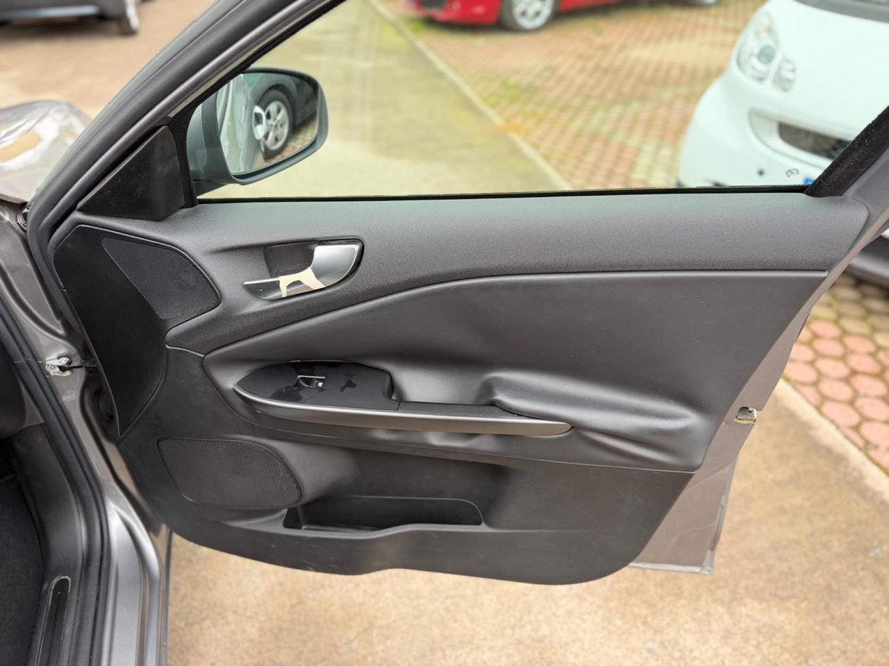 Alfa Romeo Giulietta 1.6 JTDm-2 105 CV Km Certificati