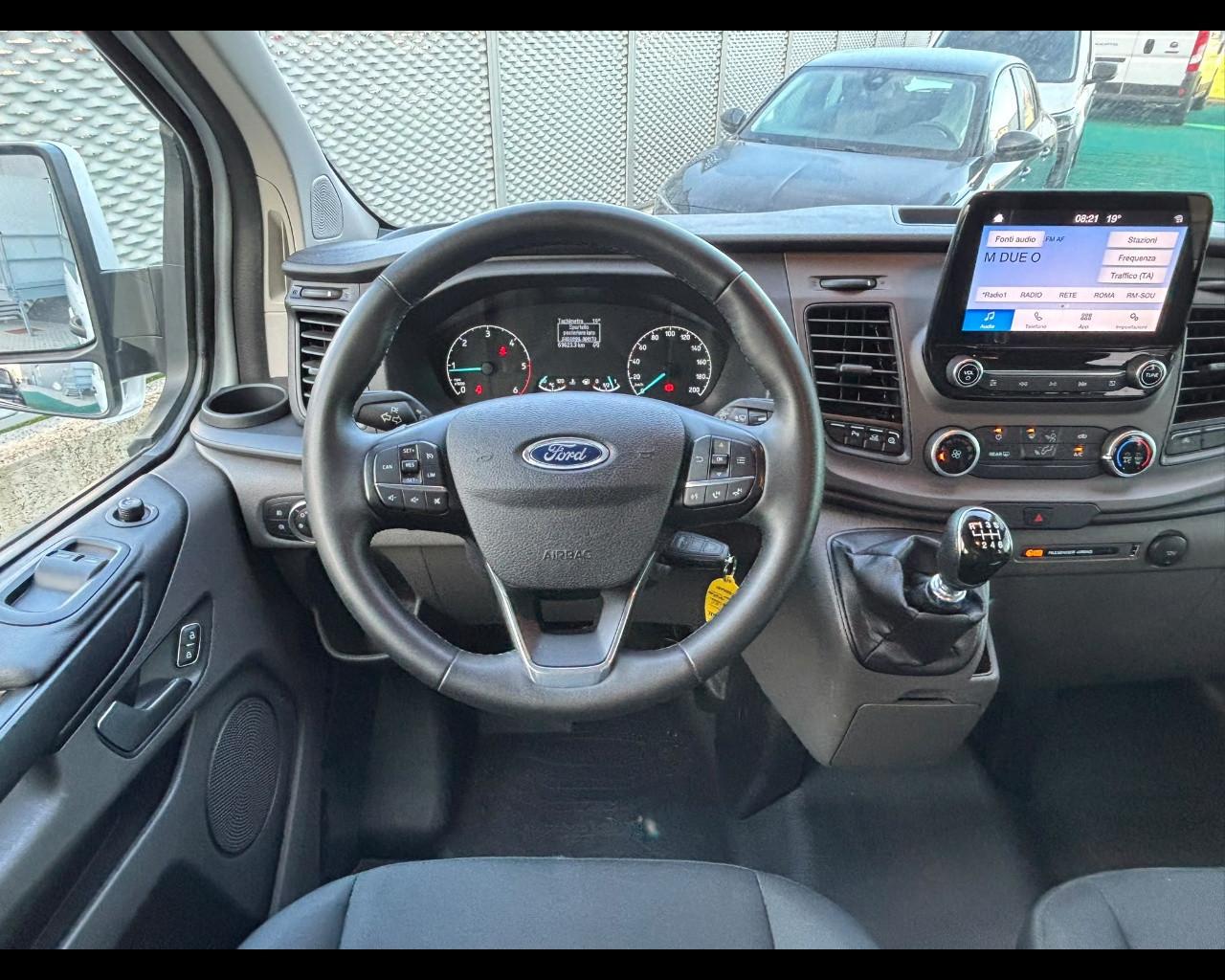 FORD Transit Custom 320 2018 - Transit Custom 320 2.0 tdci 150cv Trend combi L2H1 E6.2