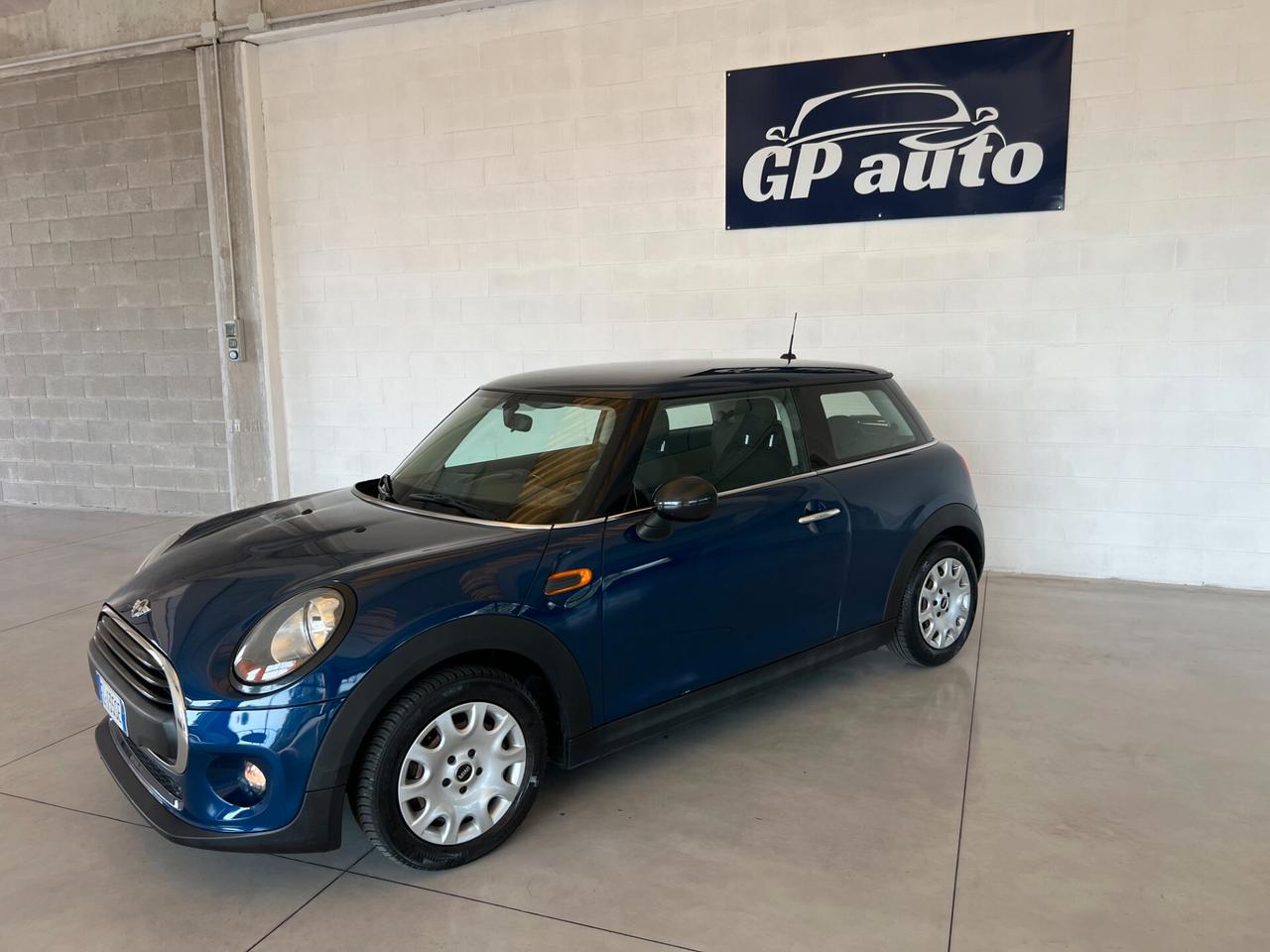 Mini 1.2 One 75 CV 3 porte km 51.459 ok neopatentati