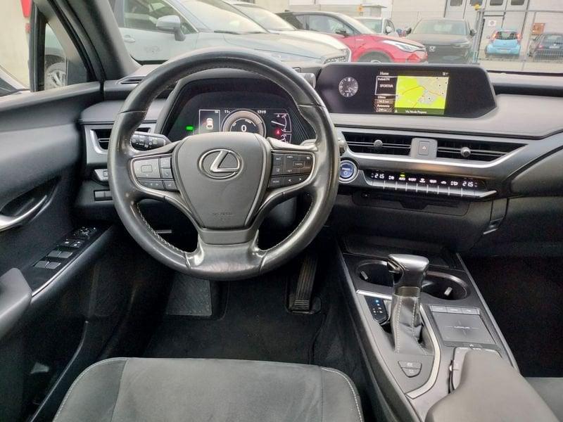 Lexus UX Hybrid 4WD Executive