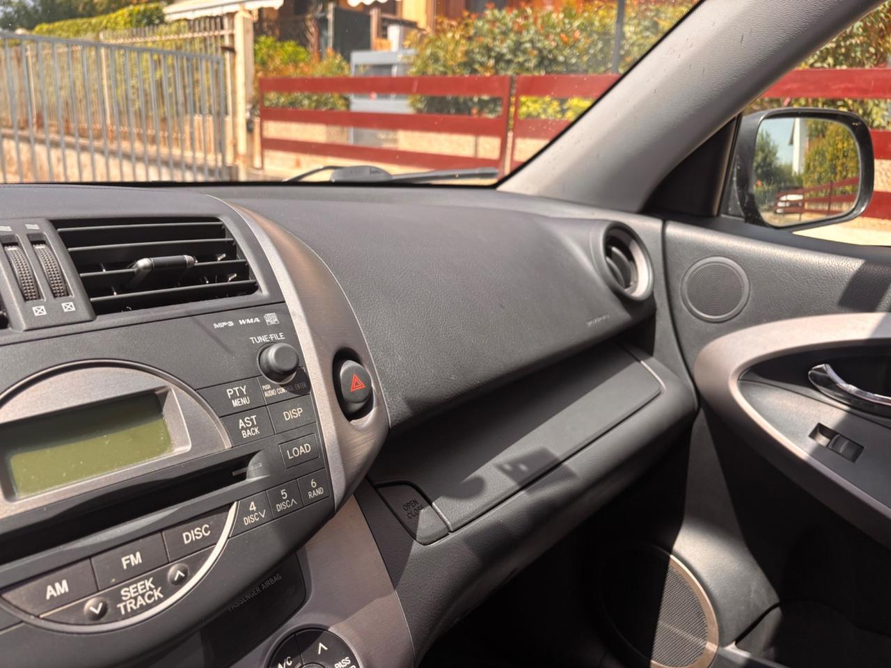 Toyota RAV 4 RAV4 2.2 D-4D 177 CV Luxury