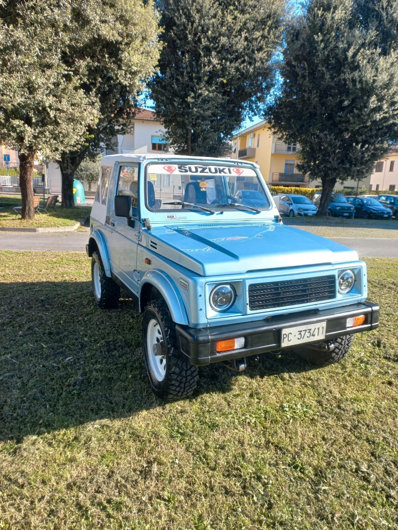 Suzuki SJ Samurai SJ413 Cabriolet storica gancio traino