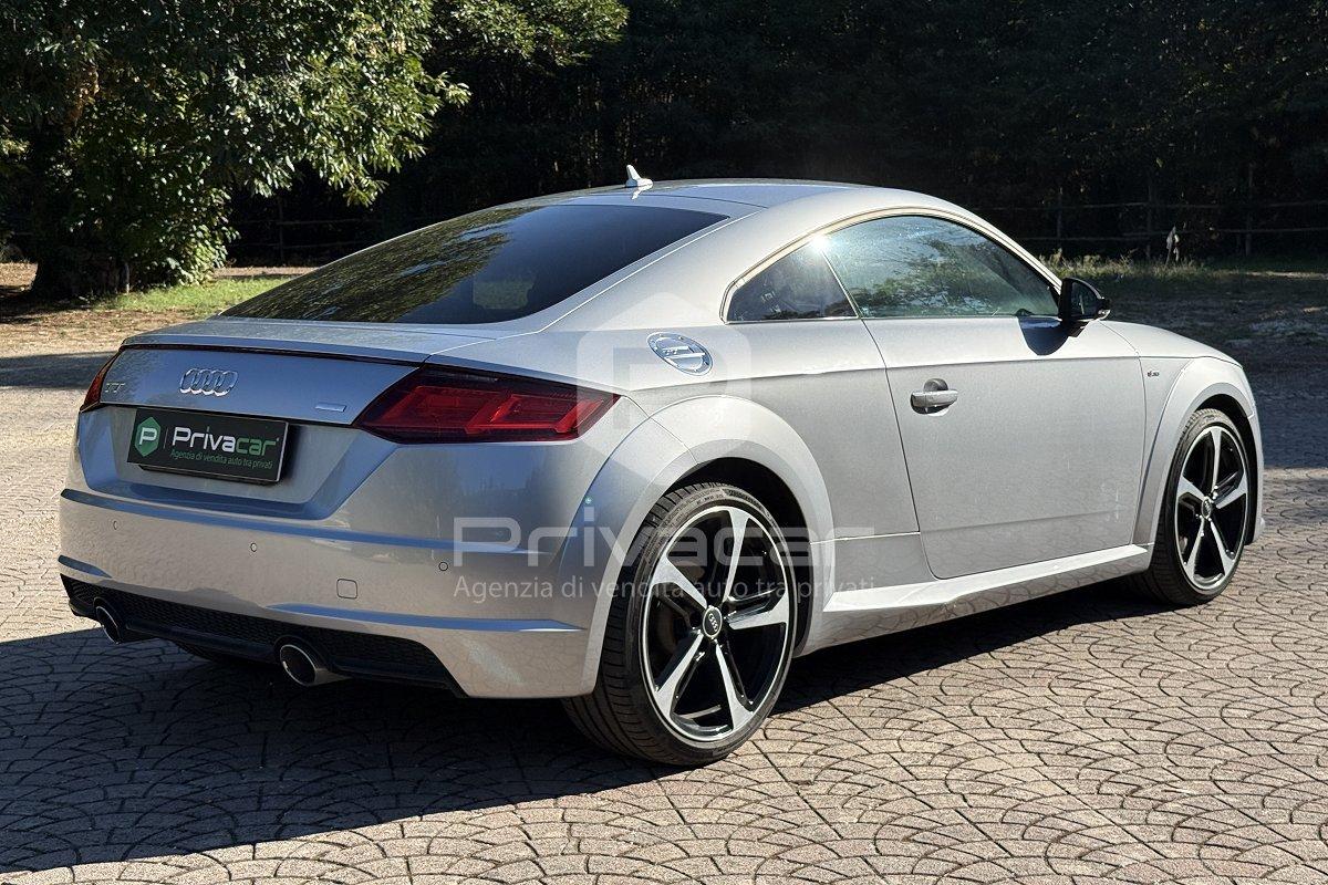 AUDI TT Coupé 2.0 TDI ultra Design