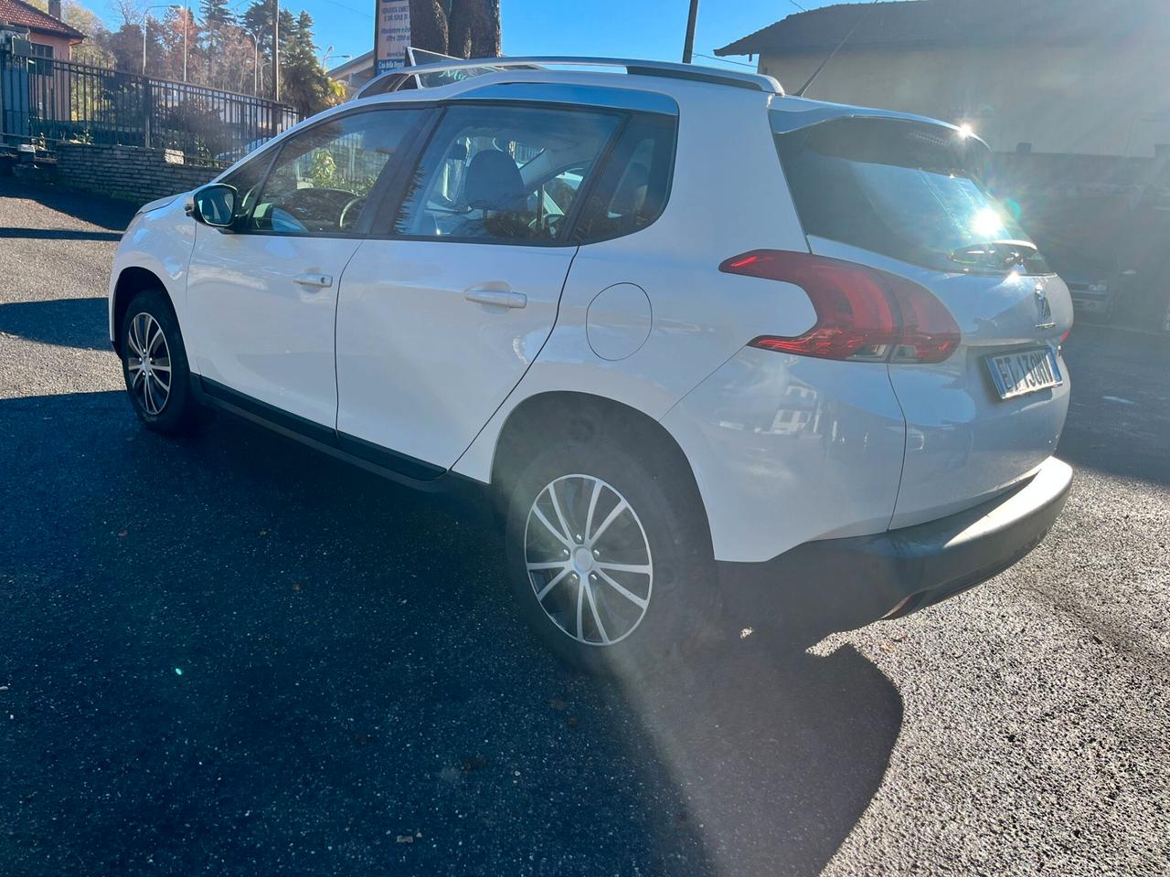 Peugeot 2008 PureTech 1.2