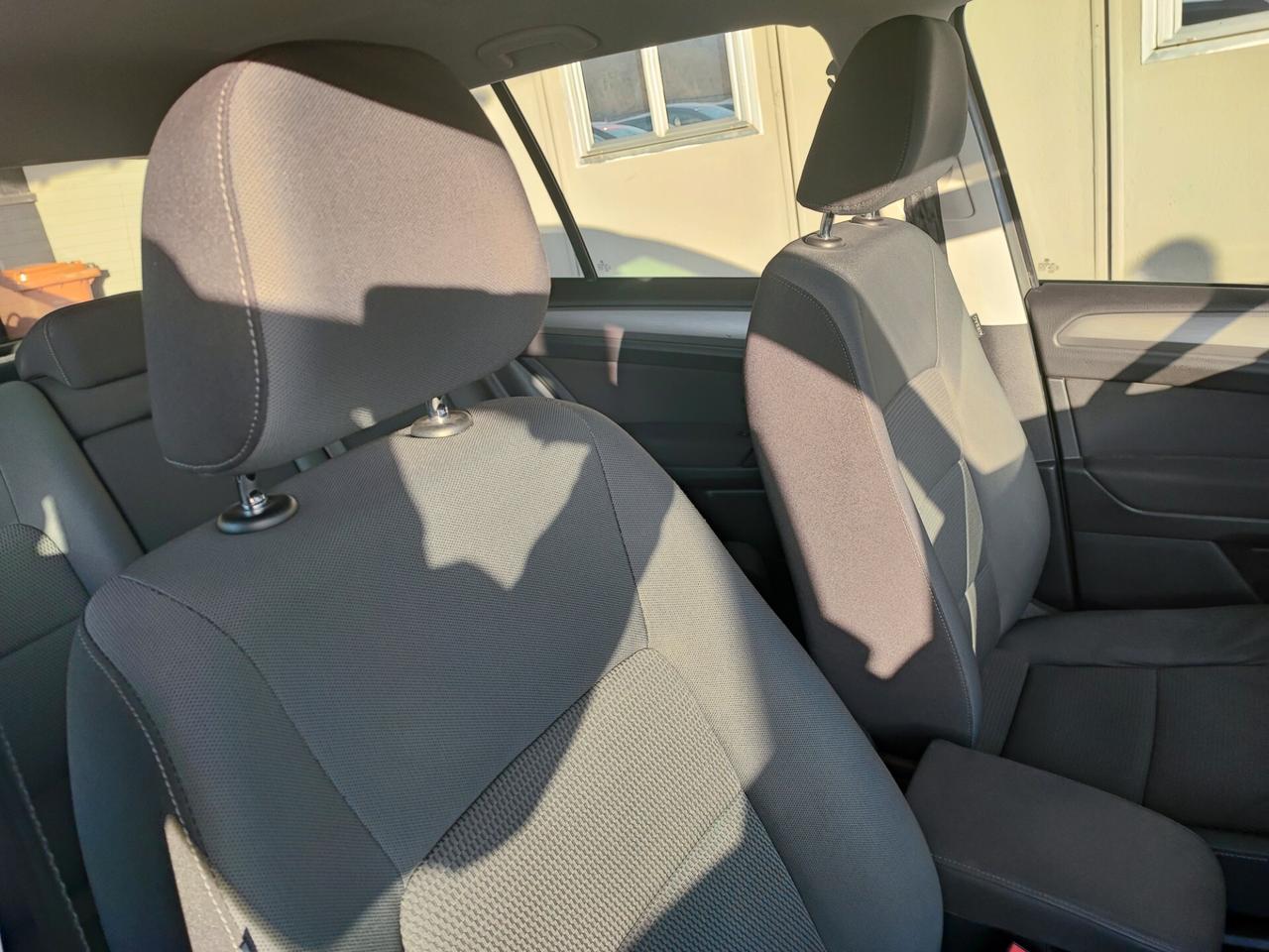 Volkswagen Golf Sportsvan 1.6 TDI Business BlueMotion Technology