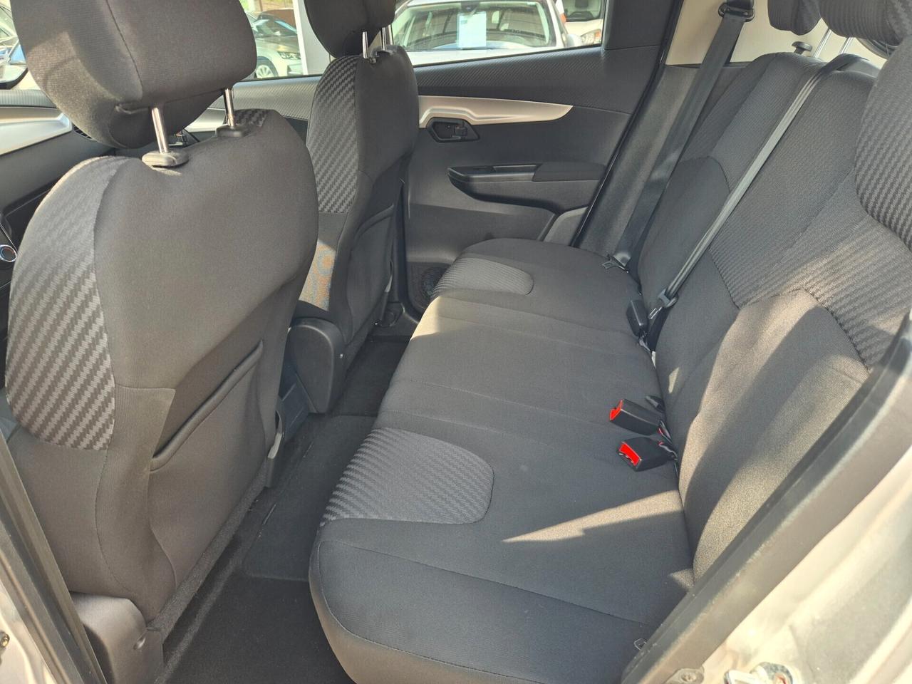 Mahindra KUV100 1.2 VVT M-Bifuel(GPL) K6+