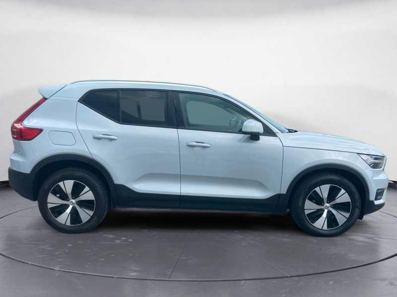 VOLVO XC40 2.0 d3 Momentum Core AuTo
