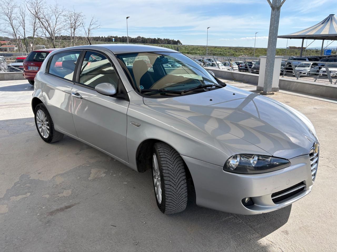 Alfa Romeo 147 1.9 JTD (120) 5 porte Exclusive