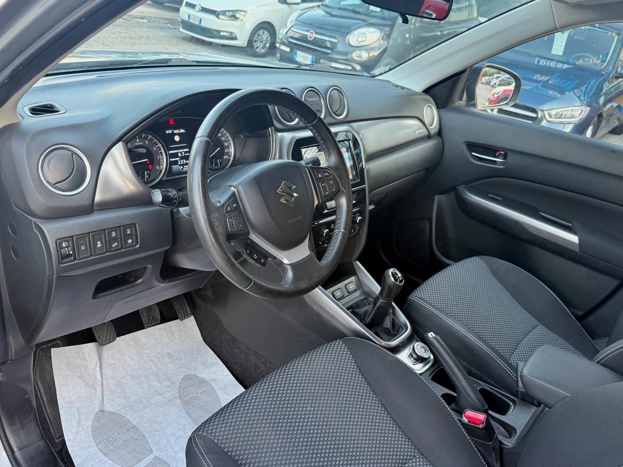 Suzuki Vitara 1.0 Benz. 4WD AllGrip 60.000 KM