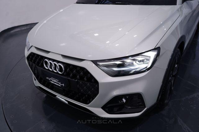 AUDI A1 allstreet 30 TFSI S-Tronic Identity Contrast