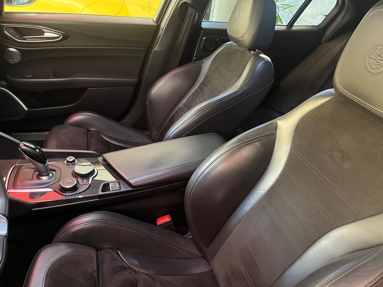 Alfa Romeo Giulia 2.2 210 CV Q4 HARMAN KARDON FULL!