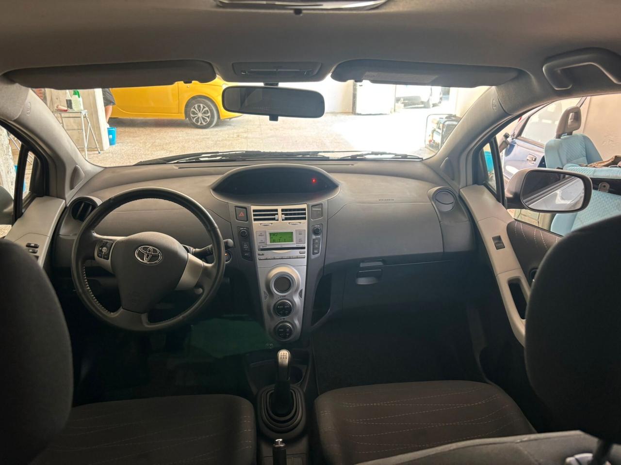 Toyota Yaris 1.0 3 porte