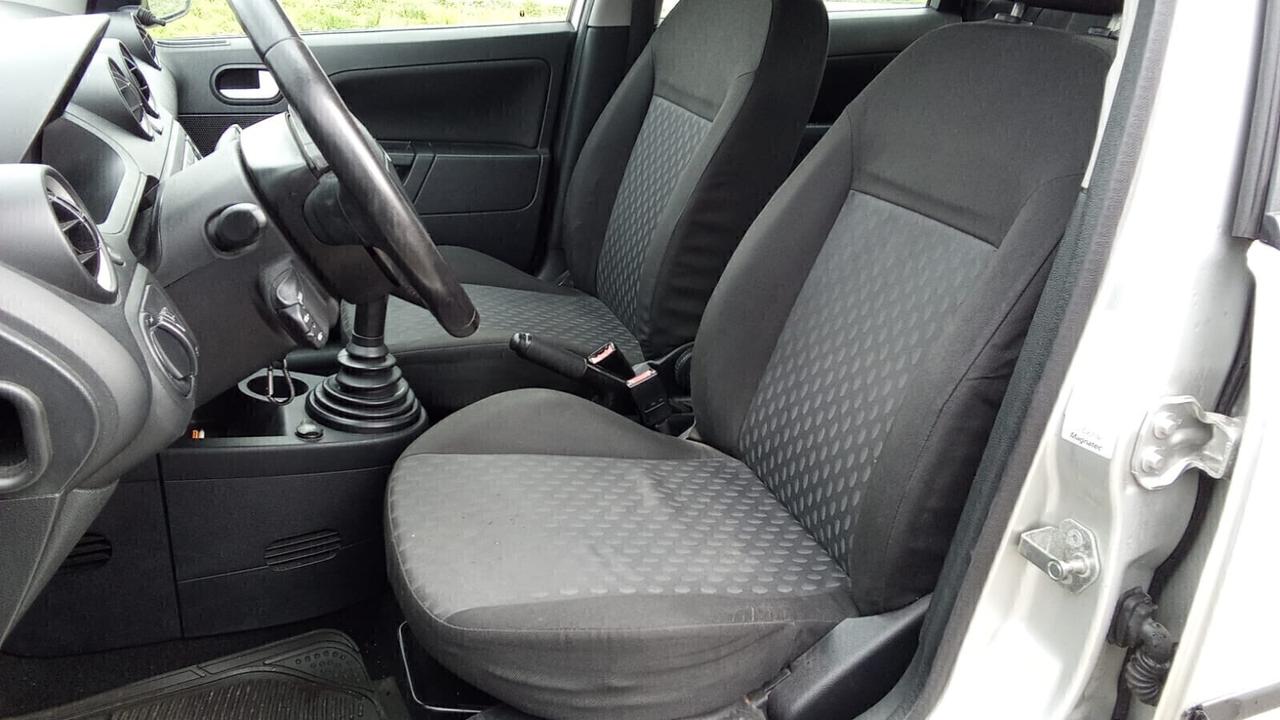 Ford Fiesta 1.2 16V benzina 5p.