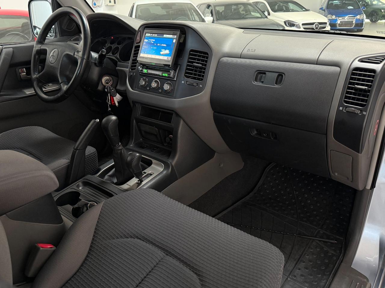 Mitsubishi Pajero 3.2 16V DI-D 3p. GLX