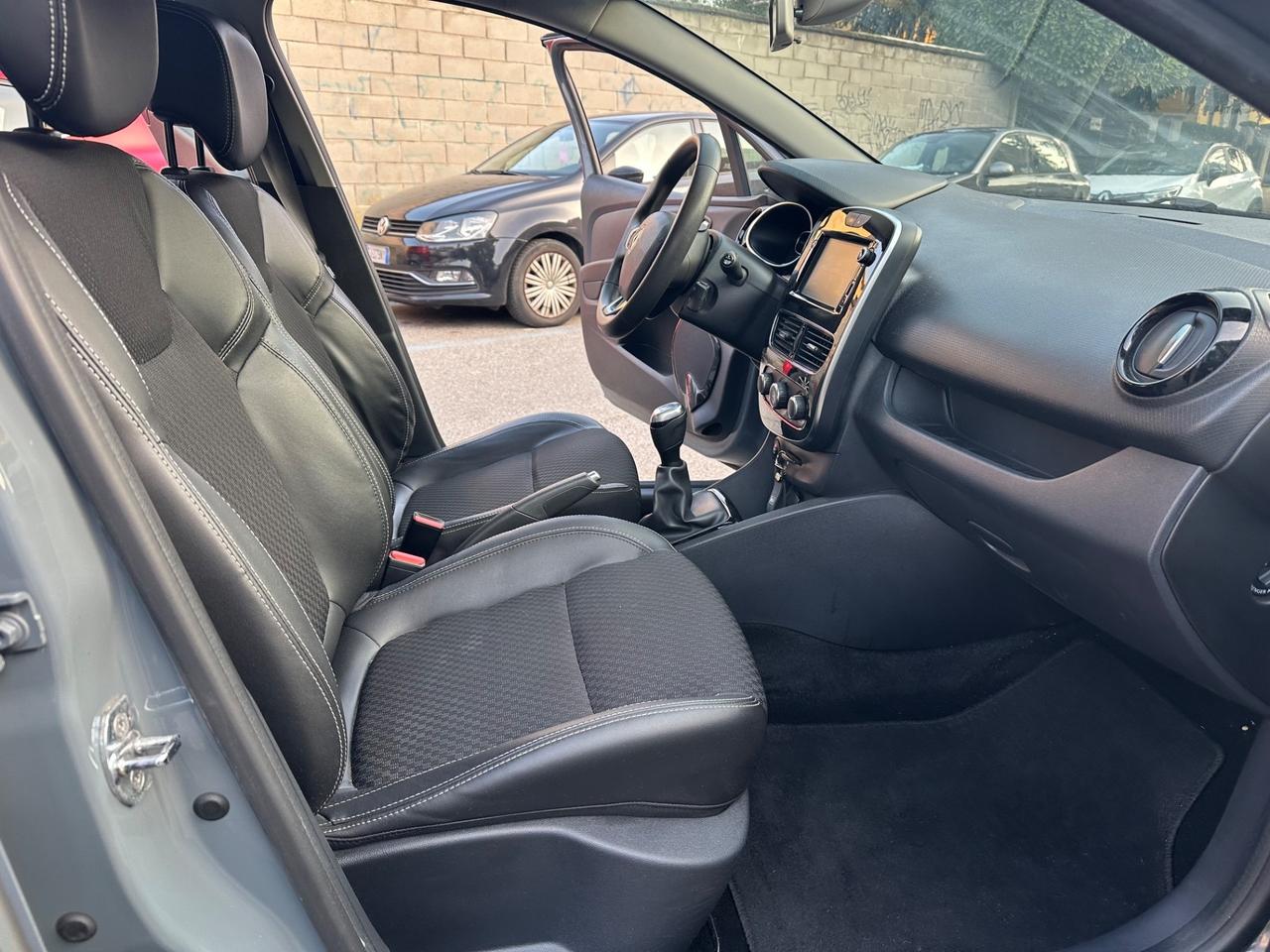 Renault Clio TCe 90 CV GPL 5 porte Moschino Intens