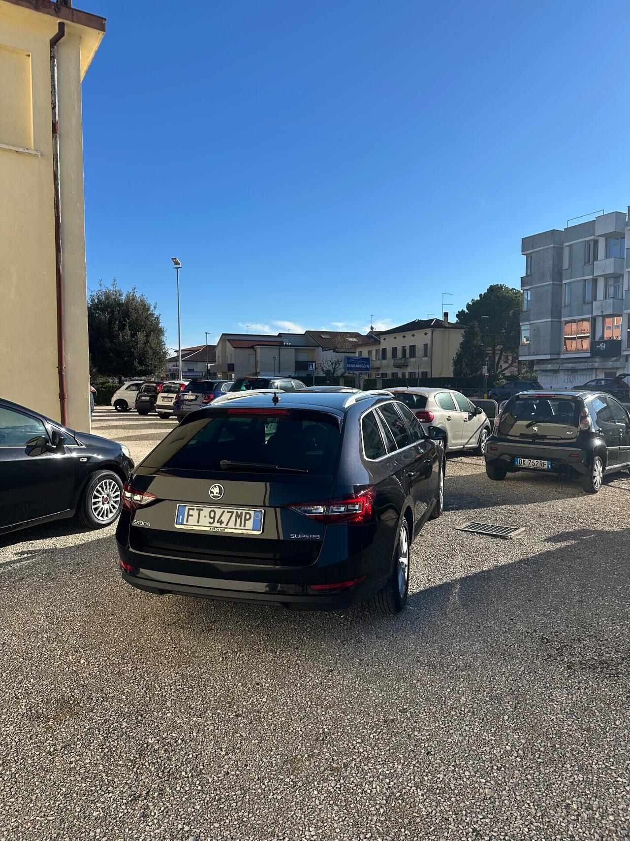 Skoda Superb 2.0 TDI 150 CV SCR DSG Wagon Executive