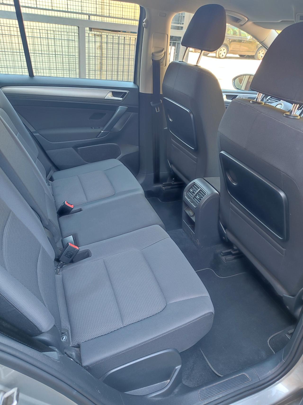 VOLKSWAGEN GOLF SPORTSVAN 2017 DIESEL 1.6 EURO6B