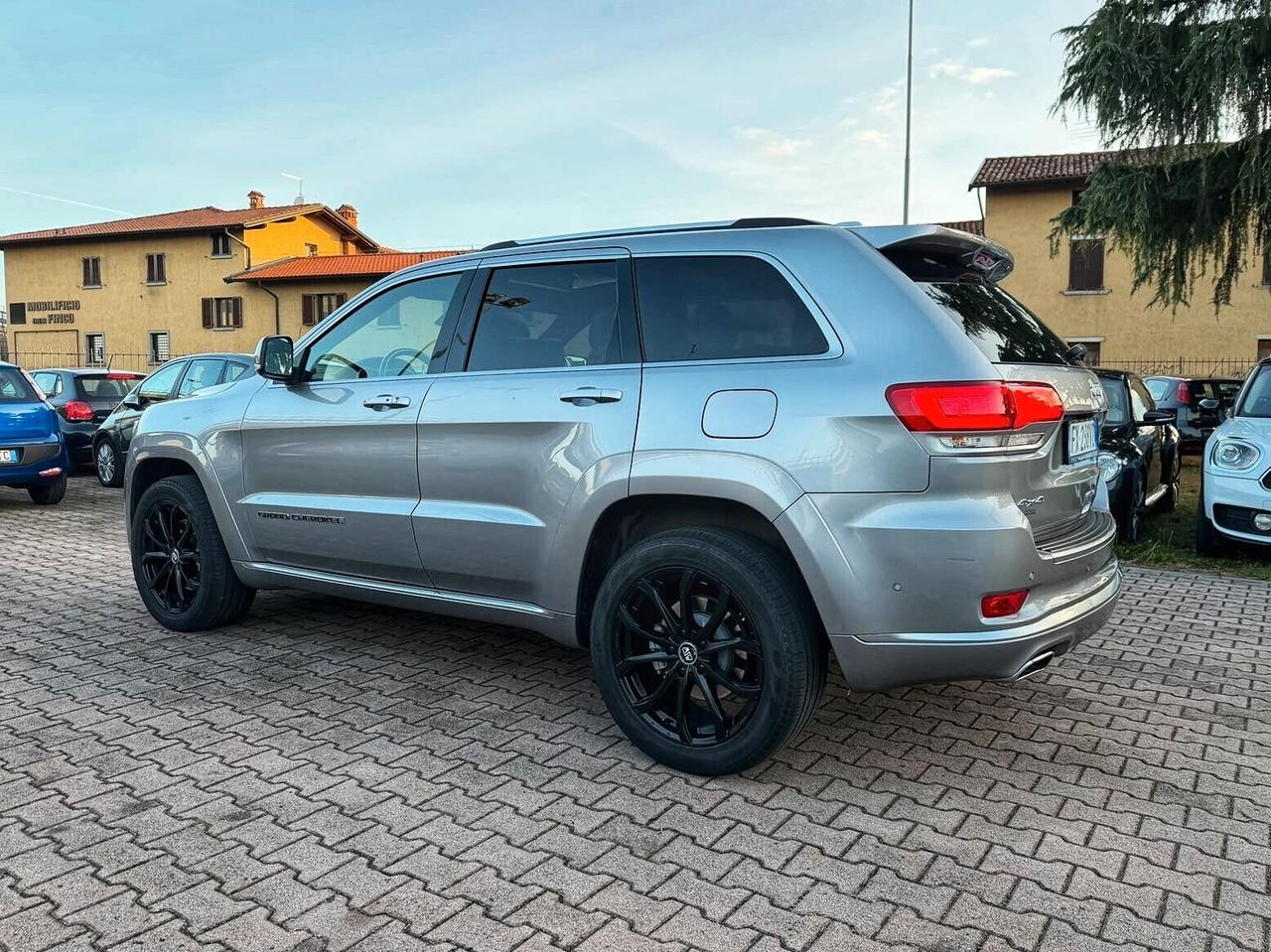 Jeep Grand Cherokee 3.0 V6 CRD 250 CV Multijet II Summit