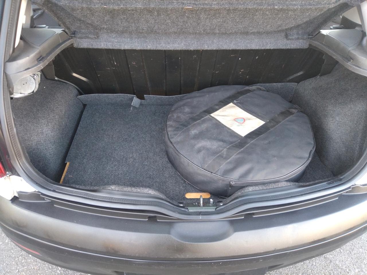 Fiat Punto 1.2 60cv benzina-gpl porte Active