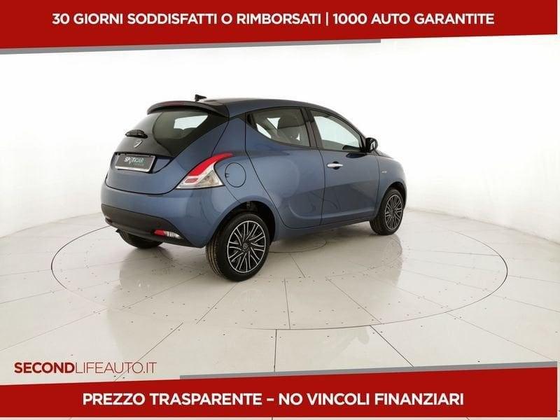 Lancia Ypsilon 1.0 firefly hybrid Oro s&s 70cv