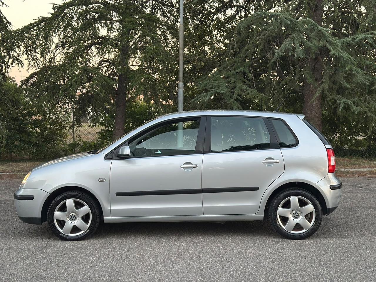 Volkswagen Polo 1.4 16V 5p. Trendline