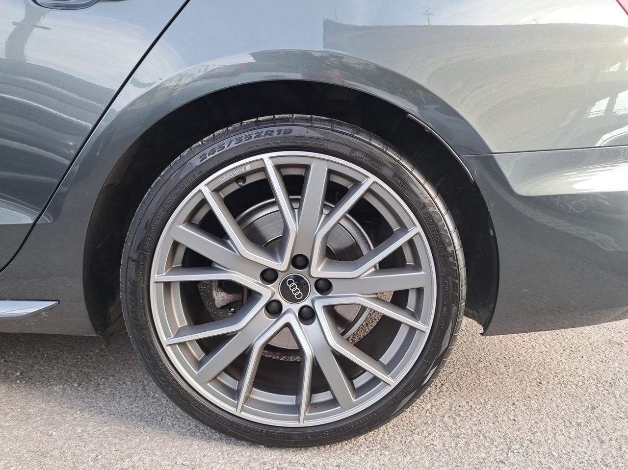 Audi A4 40 TDI S tronic