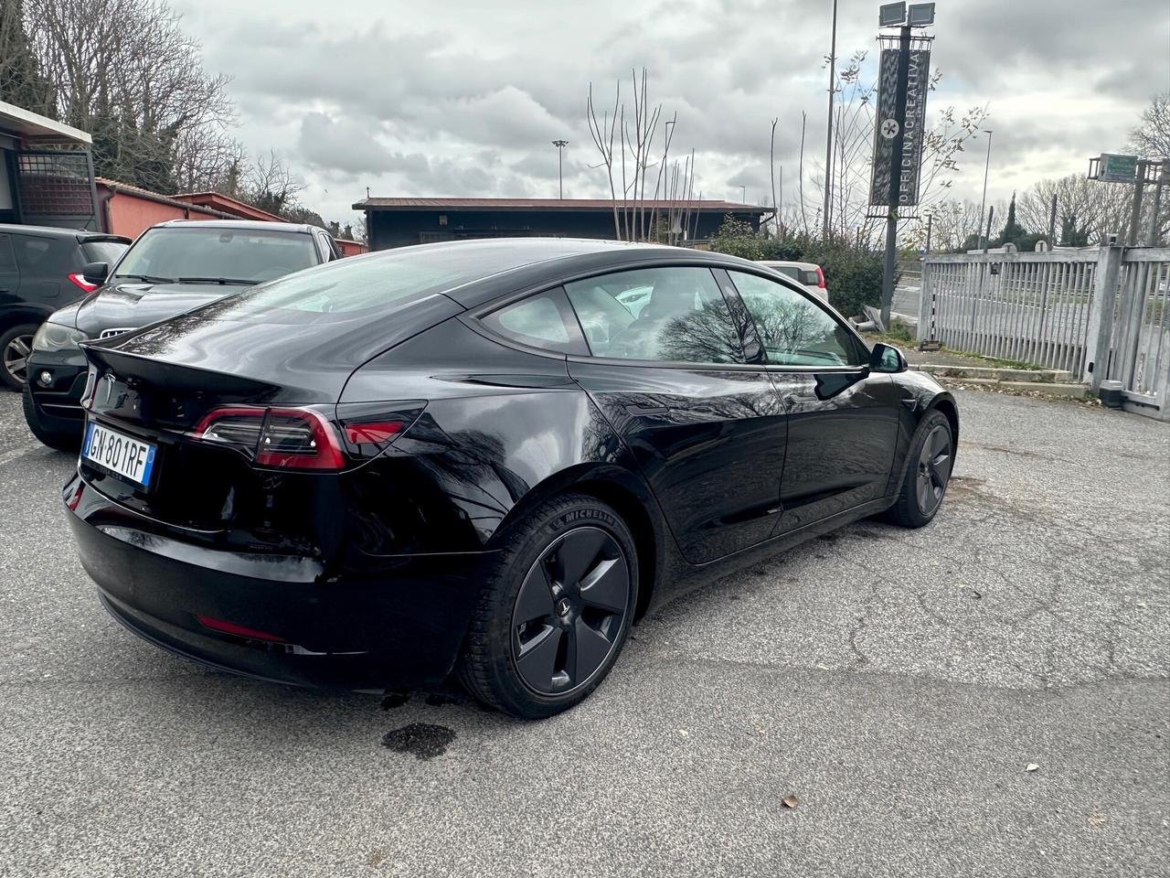 Tesla Model 3 Model 3 RWD Unipro Fun. Guida autonoma al massimo potenziale 30900 km Permute Rate e Finanziamenti