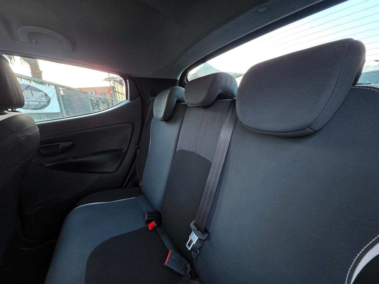 Lancia Ypsilon 1.2 69 CV 5 porte GPL Ecochic Gold