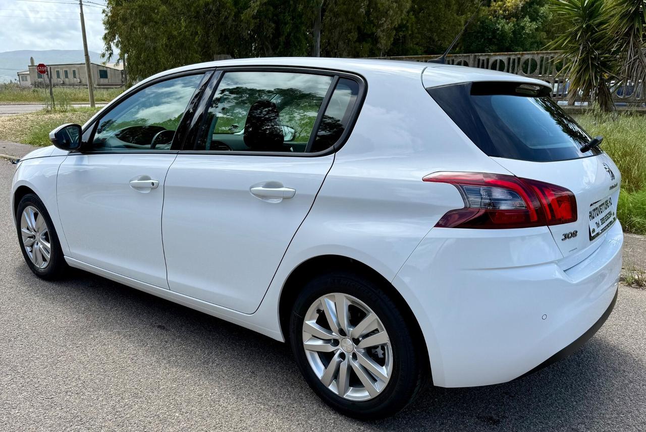 Peugeot 308 BlueHDi 130 S&S Business