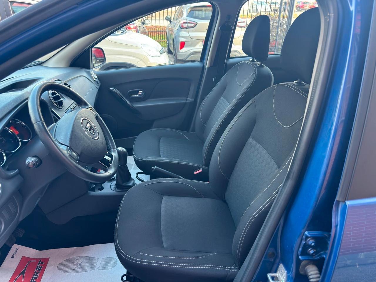 Dacia Sandero 1.2 75CV Extra