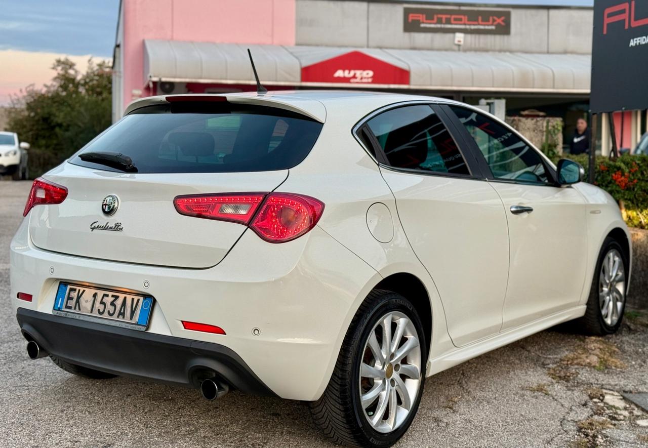 Alfa Romeo Giulietta 2.0 JTDm-2 140 CV Exclusive