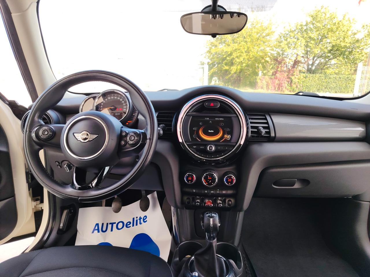 Mini Cooper D 1.5 5 Porte
