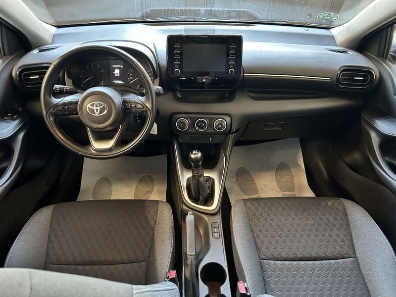 Toyota Yaris 1.0 5 porte Active