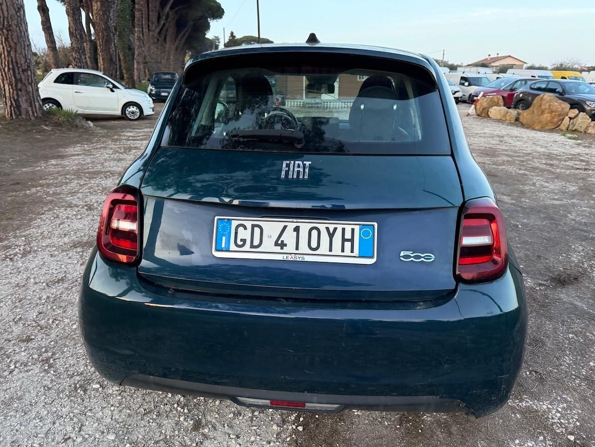 Fiat 500e Berlina 42 kWh APPLE CAR PLAY
