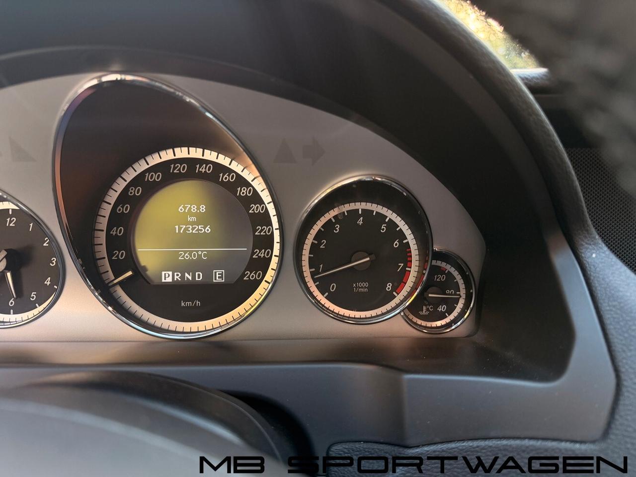 Mercedes-benz E 250 MERCEDES E250 CGI COUPE - AMG PACK COMPLETO INTERNO ED ESTERNO.