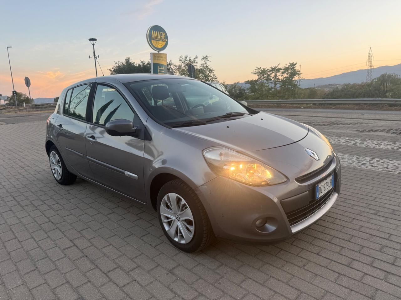 Renault Clio 1.2 16V 5 porte Luxe
