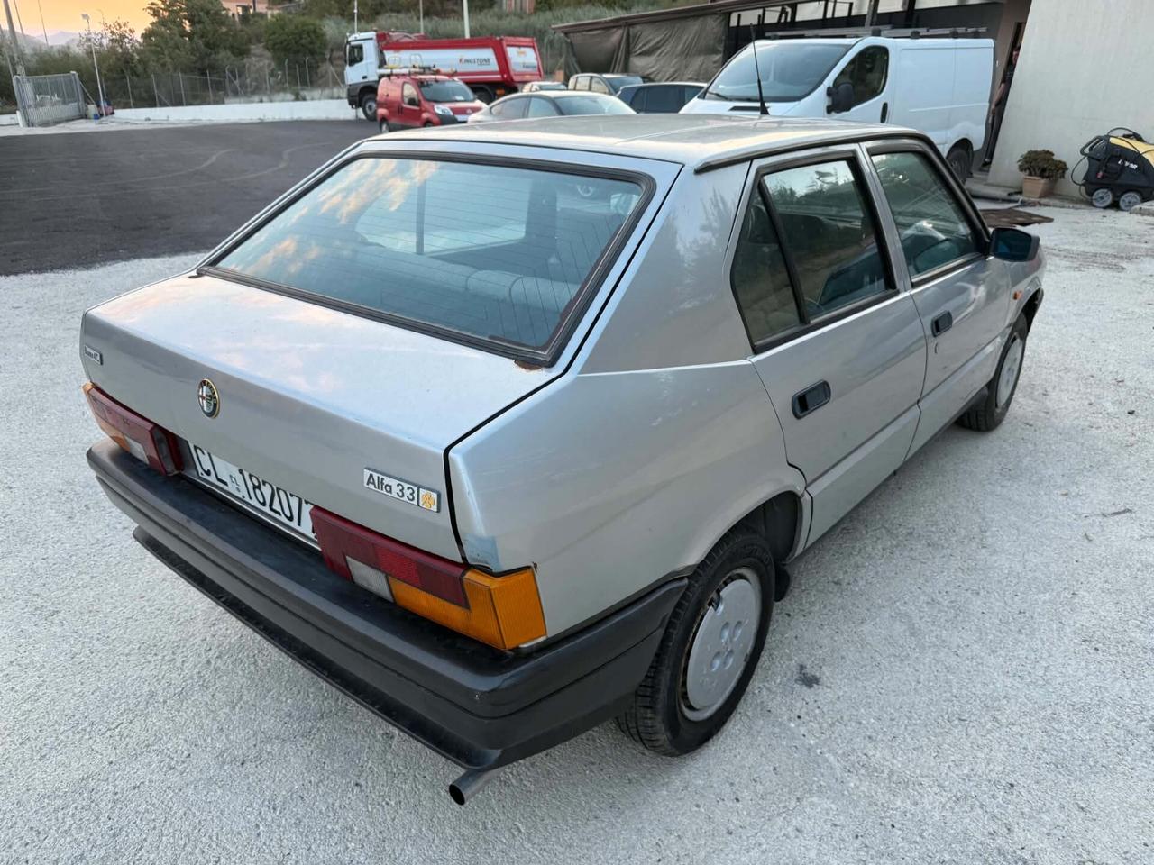 Alfa Romeo 33 QUADRIFOGLIO ORO 1.5 95 CV