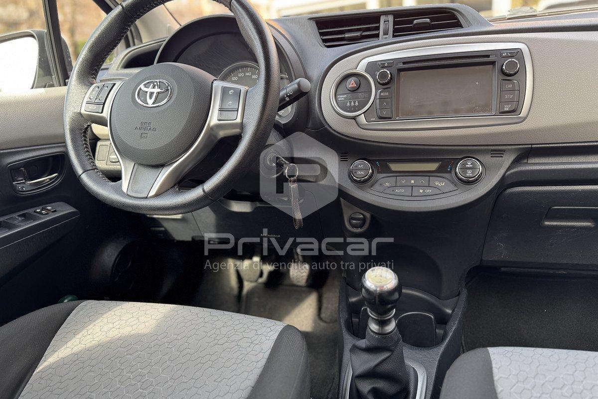 TOYOTA Yaris 1.3 5 porte Lounge